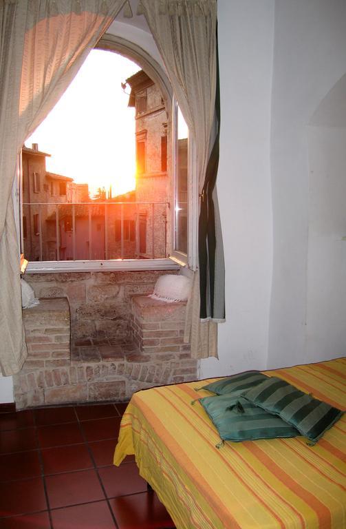 Residenza Turrena Lejlighedshotel Perugia Værelse billede